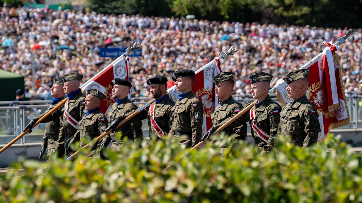 Парад 15 августа в Варшаве: какие улицы перекроют и как изменится транспорт