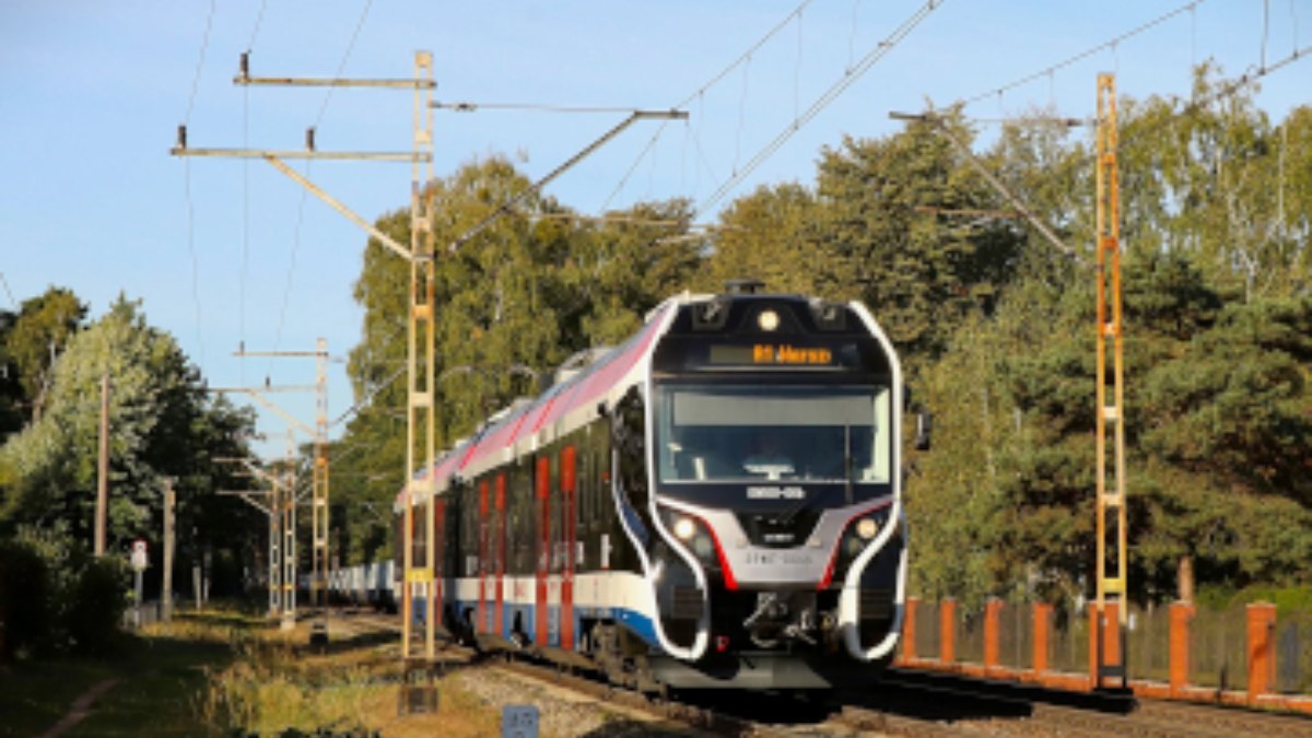 С 1 сентября из Михаловиц в Варшаву — по одному билету: запускают «Michałowice+»