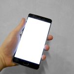 С 1 сентября телефоны в школах под запретом: что именно меняется