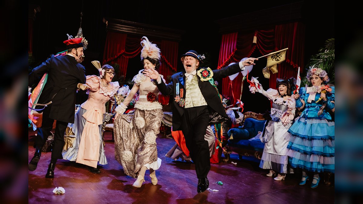 «Dom otwarty» в Teatr Polski